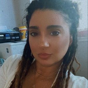 Meet your Posher, Llairy